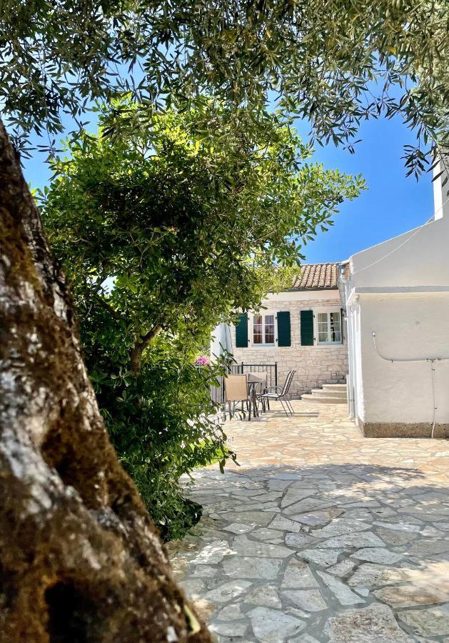 Villa Christina Lakka  Bagian luar foto